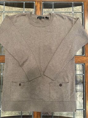 JEANNE PIERRE Women’s Crewneck Sweater in Taupe Heather